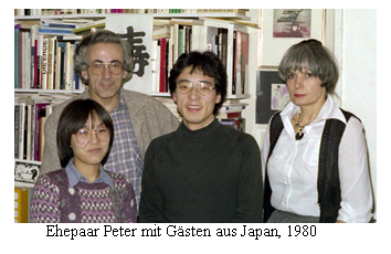 Textfeld:  
       Ehepaar Peter mit Gsten aus Japan, 1980







